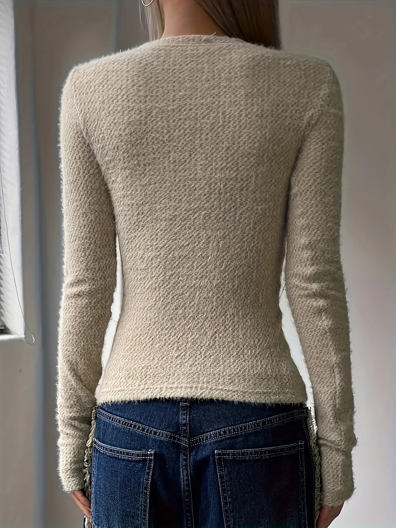 Cozy Solid Color Crew Neck Sweater - Pullovers for Women - Soft, Casual, Long Sleeve, Fall & Winter Essential, Women's Clothing for Everyday Wear