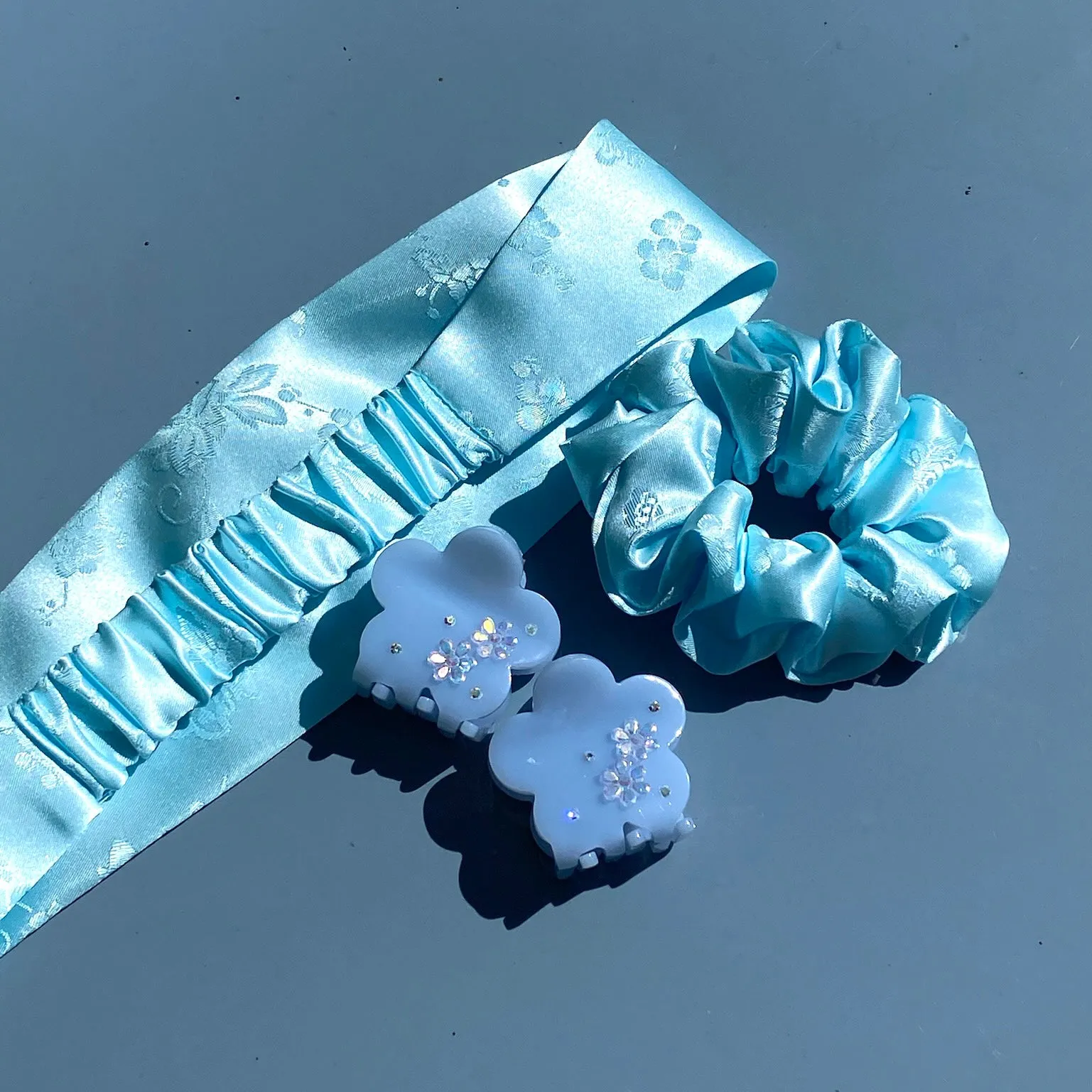 Hanbok Headband in Blue Nabi