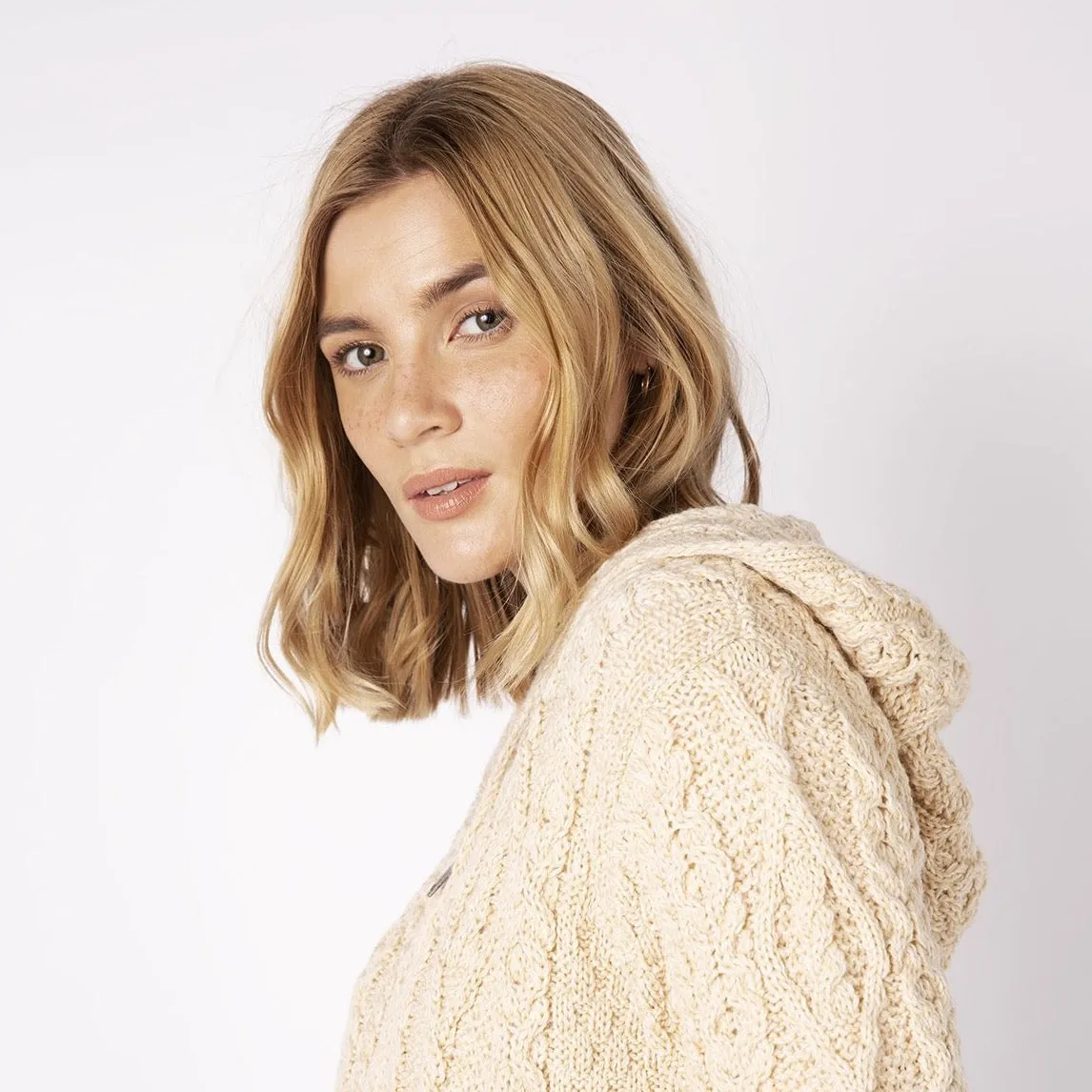 IrelandsEye Women's Aran Hooded Cardigan | Oatmeal