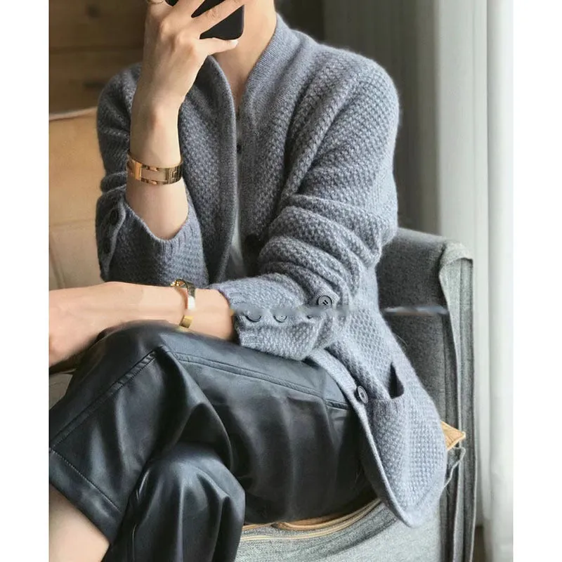 Lina - Stylish Cardigan for Ladies