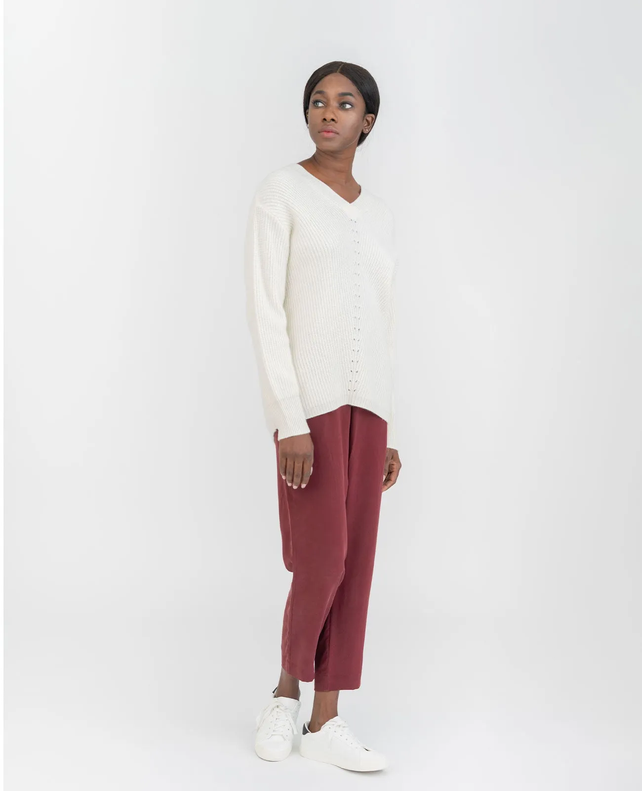 Moving Rib V-Neck Sweater