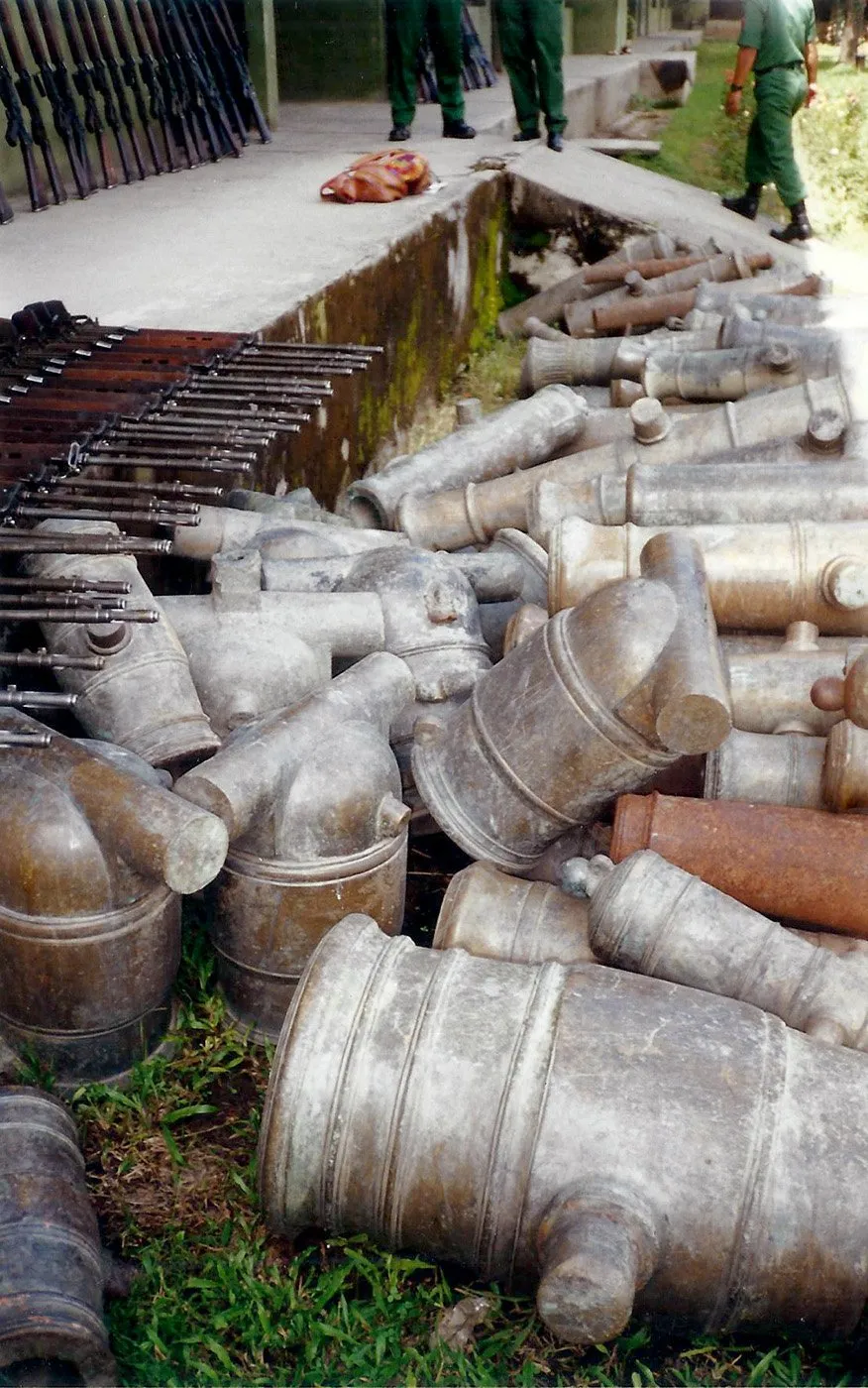 Original Imperial Russian 18th Century 12-Pounder Demi Culverin Bronze Cannon with Oak Naval Carriage