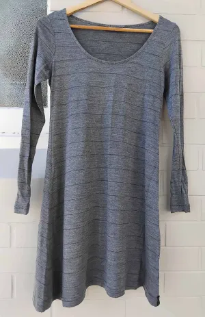Pre Loved: Swing Dress - Long Sleeve (size 6/XS)