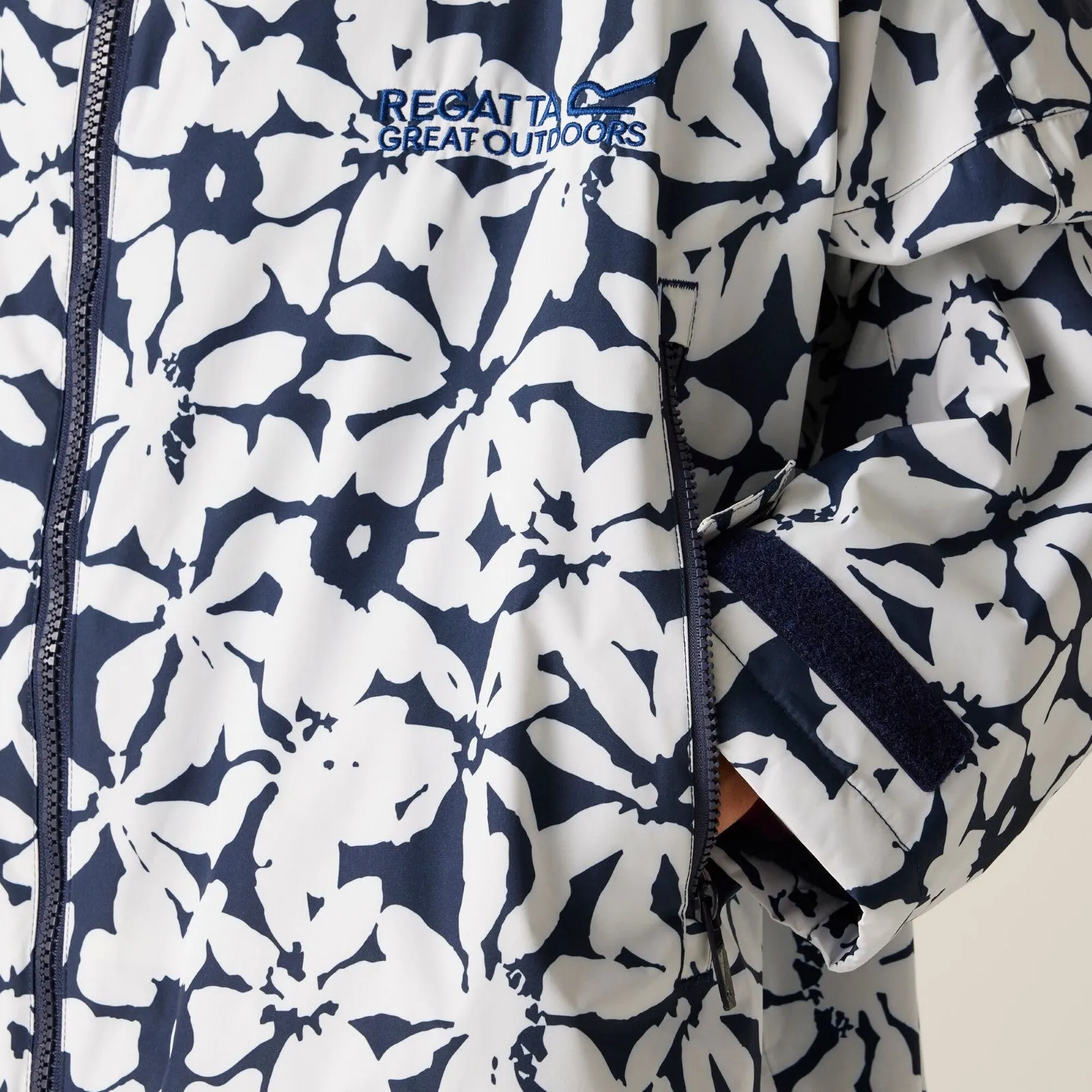 Regatta Outdoor Active Adults Waterproof Changing Robe