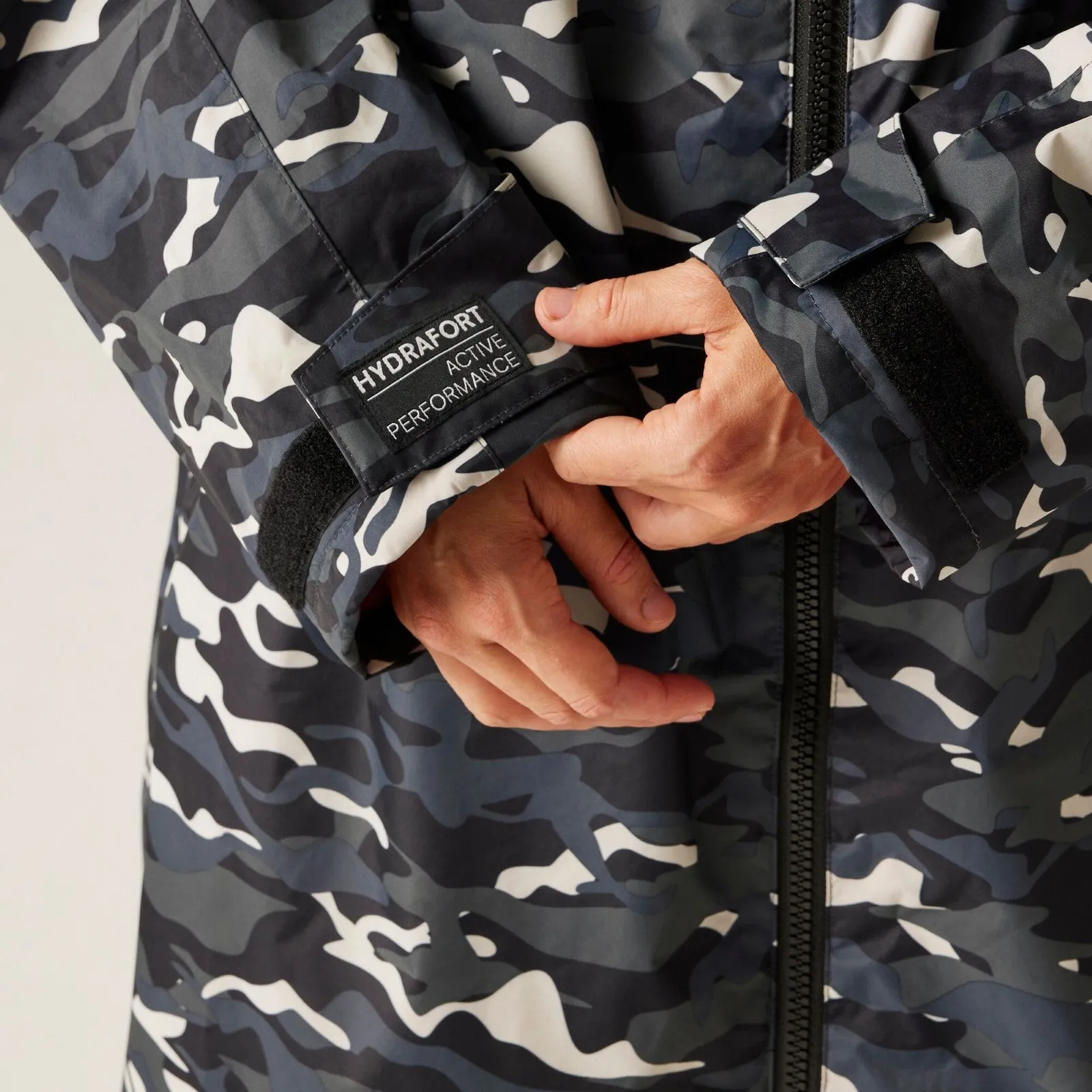 Regatta Outdoor Active Adults Waterproof Changing Robe