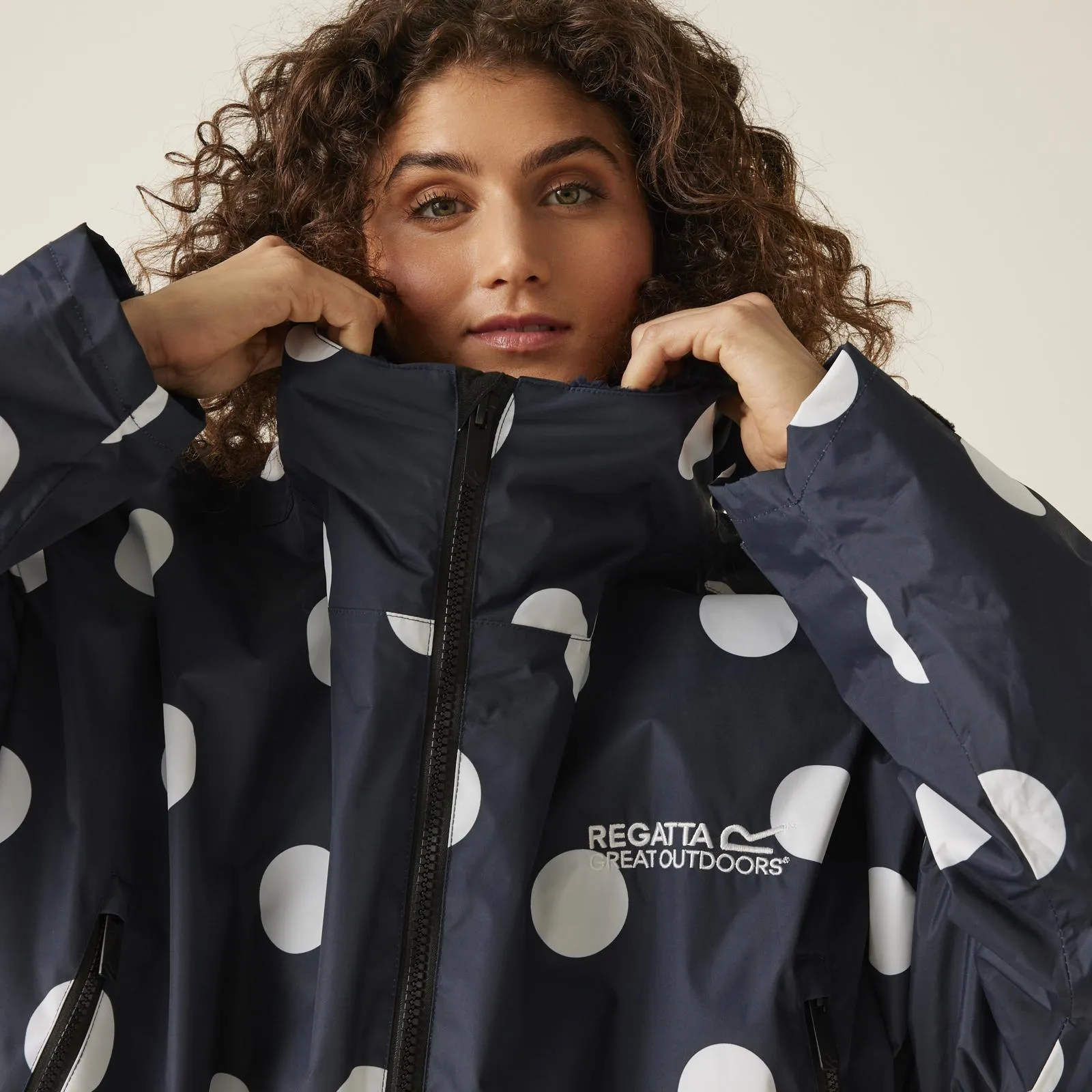 Regatta Outdoor Active Adults Waterproof Changing Robe