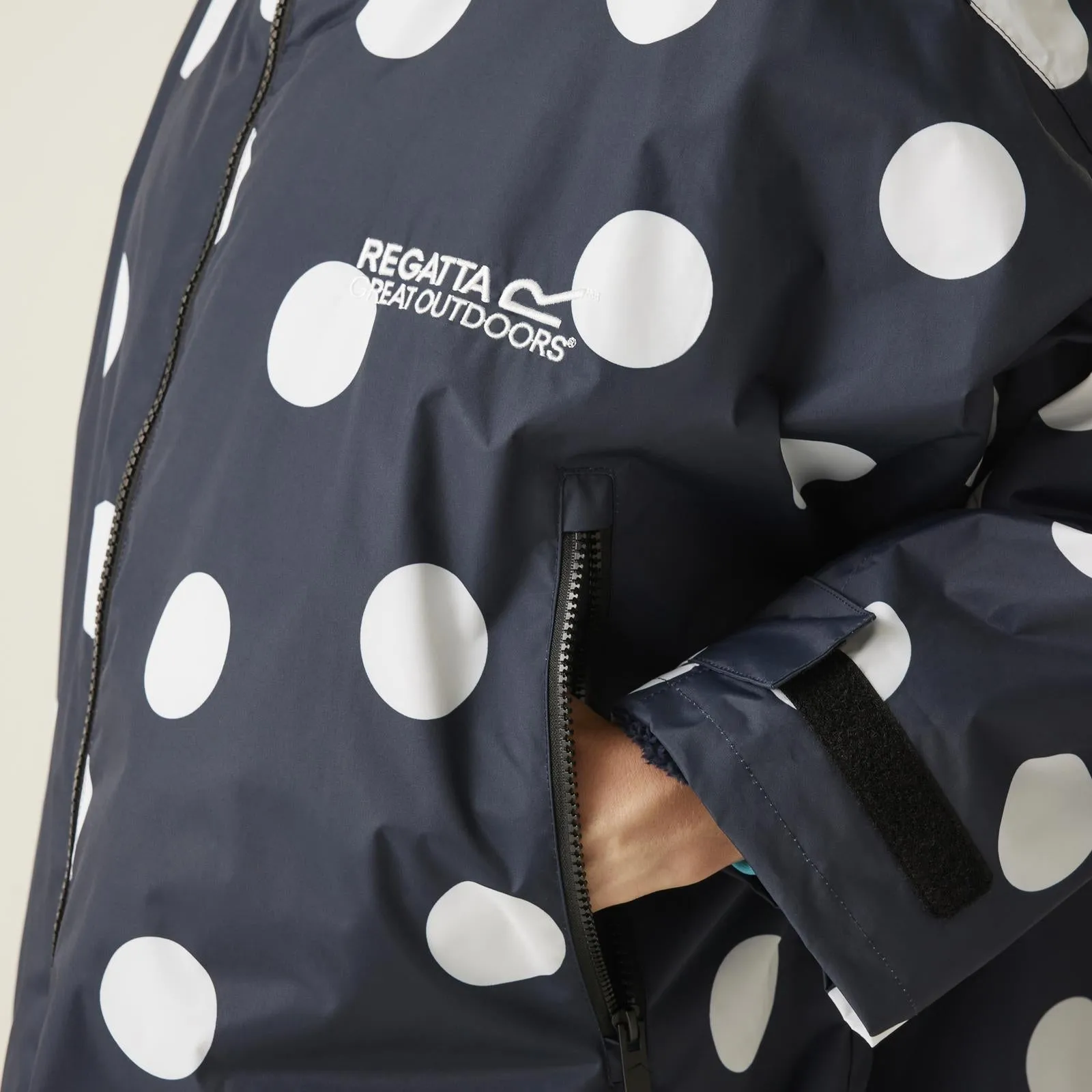 Regatta Outdoor Active Adults Waterproof Changing Robe