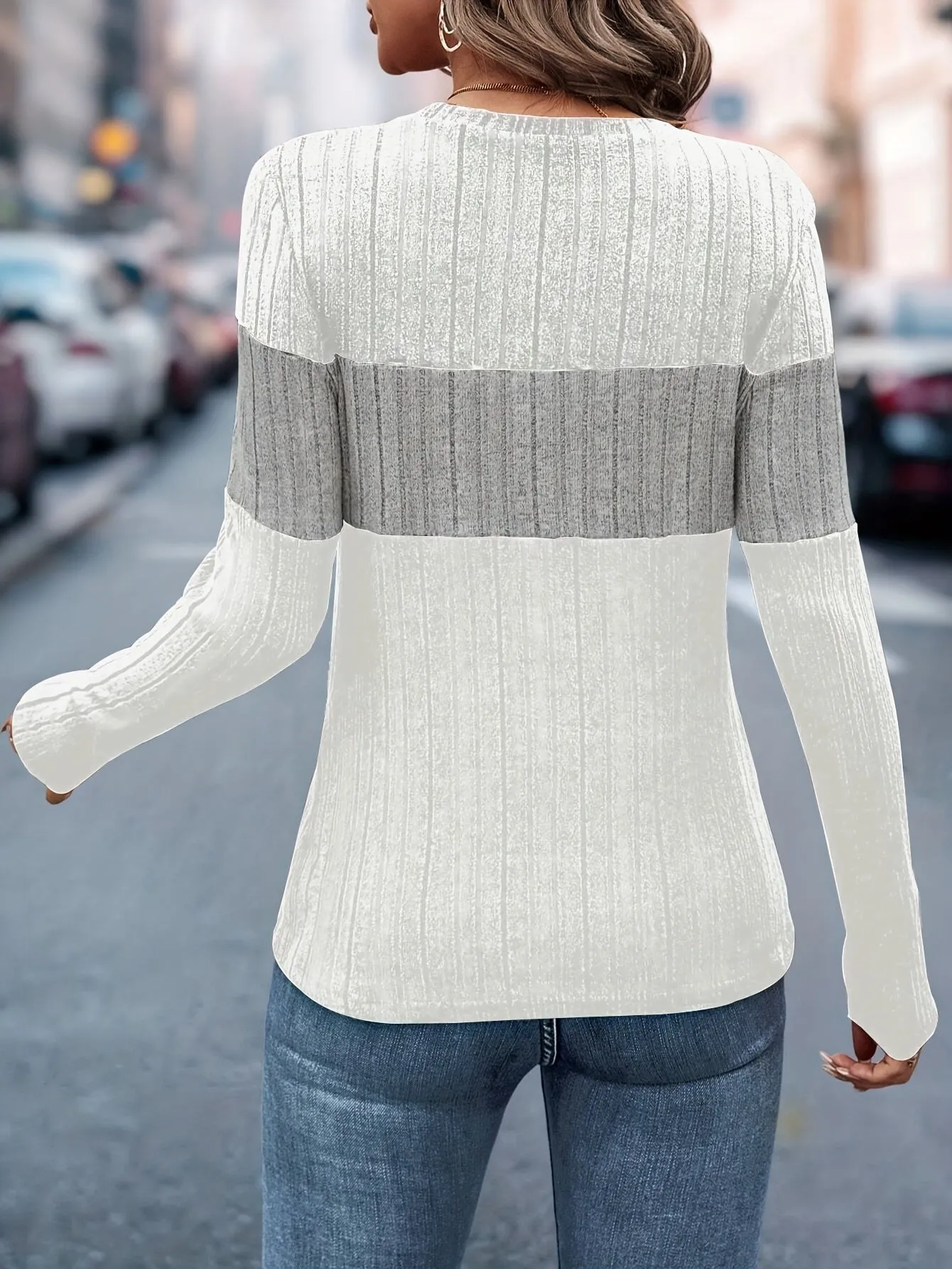 Stylish Color Block Crew Neck Sweater - Soft, Elegant, and Cozy Long Sleeve Sweater for Fall and Winter - Women's Fashionable Clothing for Casual Daily Wear, Outdoor Activities, and Holiday Parties